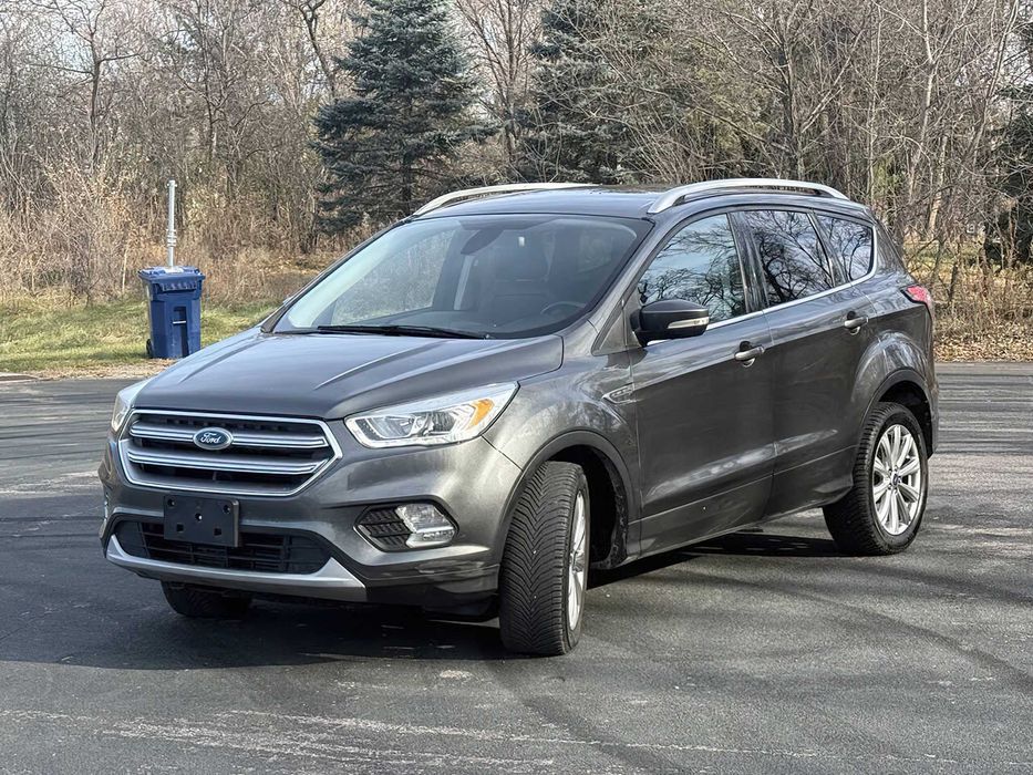 Ford Escape Titanium      2017