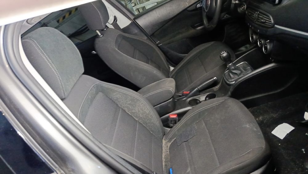 Conjunto de bancos FIAT Tipo Hatchback (357_)