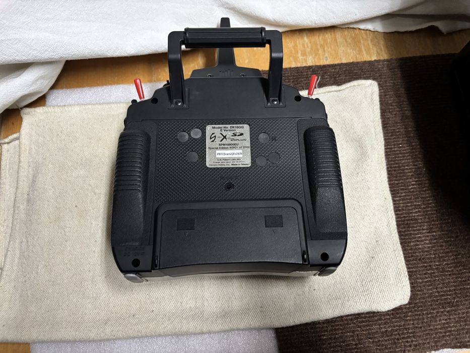 Radio Spektrum DX18 QQ