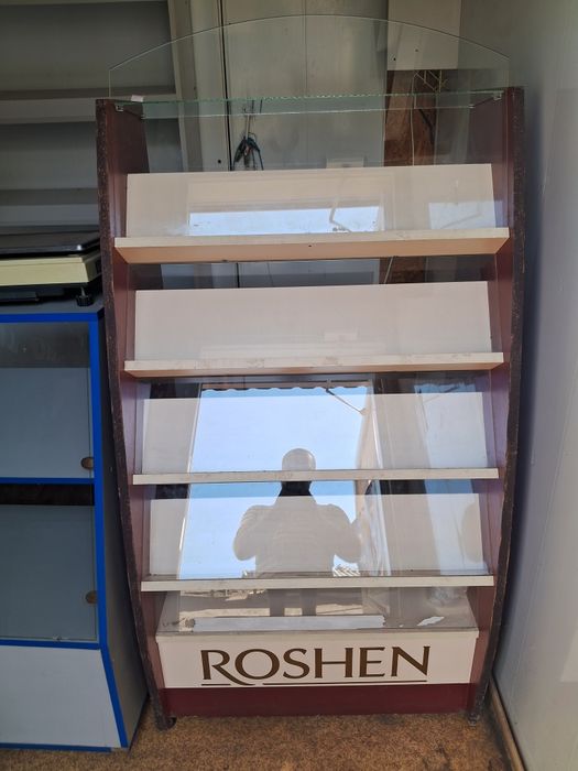 Торговый прилавок ROSHEN ветрина