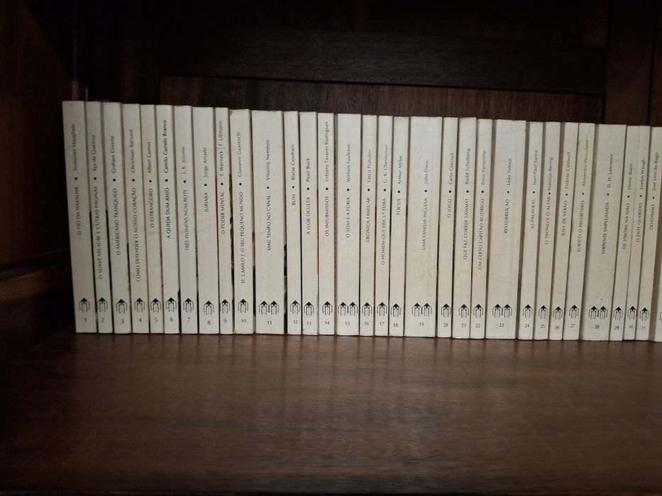 Coleção Unibolso - 104 volumes (incompleta)
