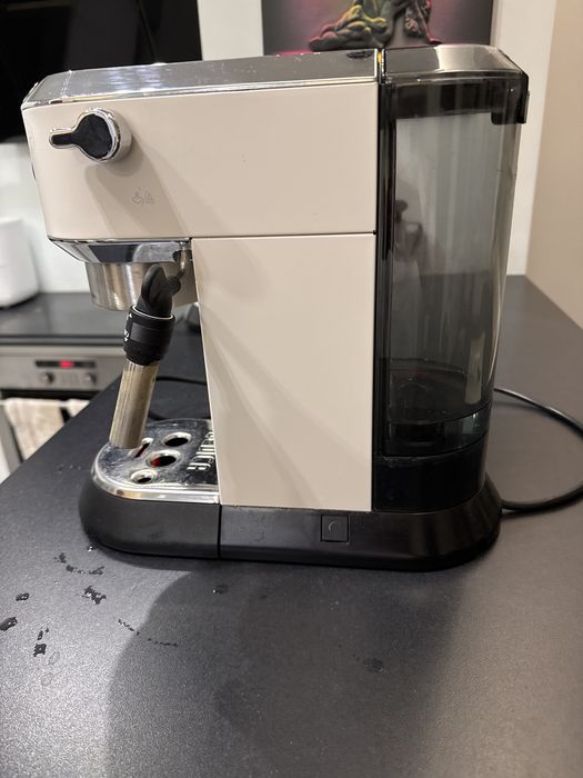 Ekspres DeLonghi Dedica EC685.W - Na części / Do naprawy + GRATISY