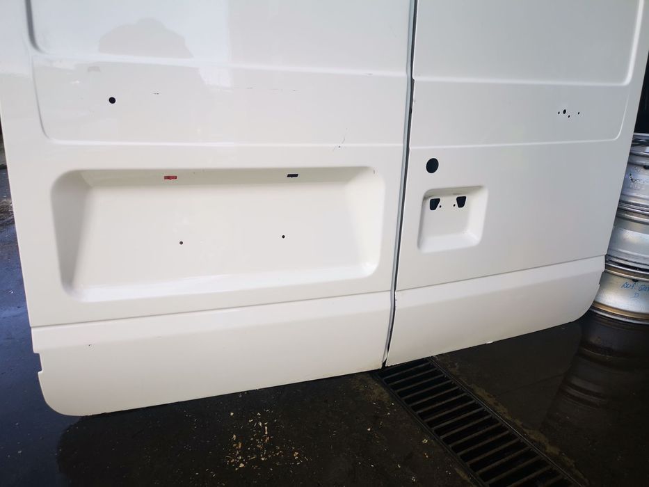 FORD TRANSIT PORTAS TRÁS MALA DUPLAS - PT496 PT497