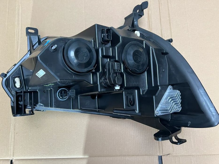 Renault Master IV 4 lampa przednia lewa bdb WSZYSTKIE CZĘŚCI MASTER