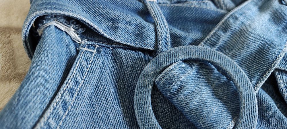 Spodnie typu Baggy na gumce- Bershka