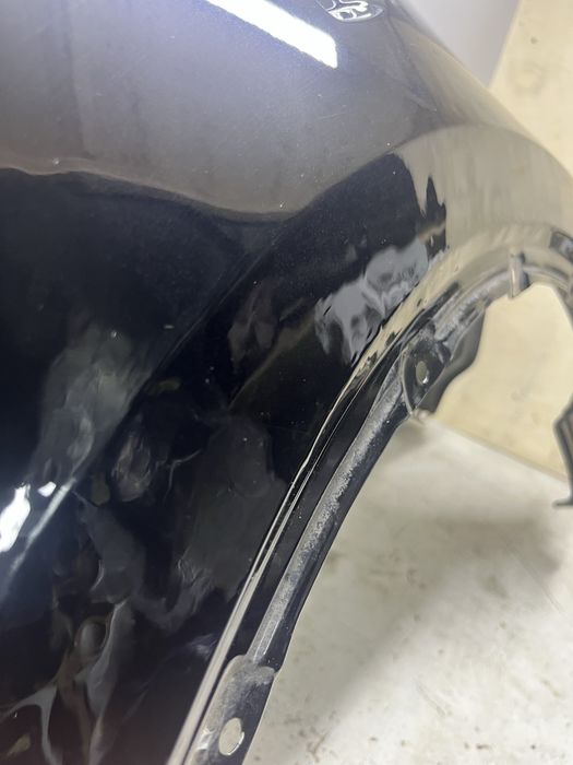 Праве крило Tesla Model Y