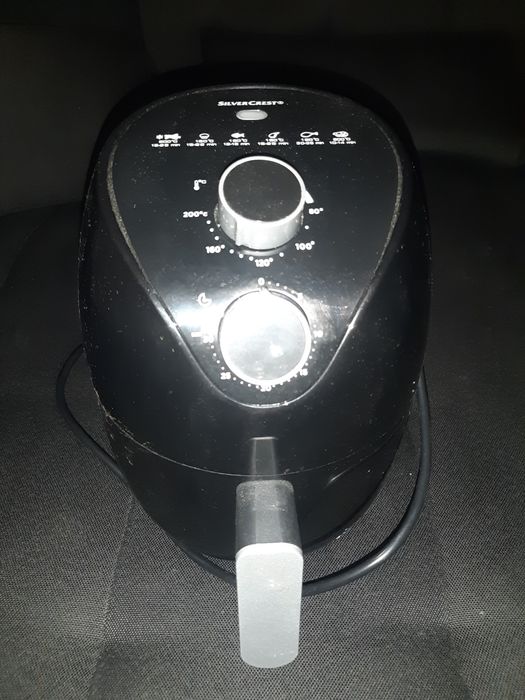 Sprzedam frytkownice na gorące powietrze.