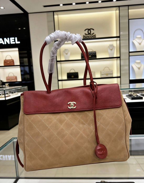 Сумка Chanel з натуральної шкіри та замші  39 см