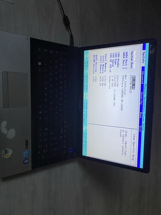 Laptop samsung NP300E7A i3 6gb ram