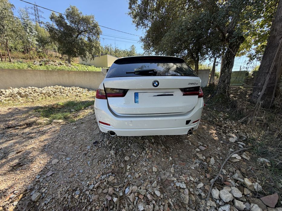 Bmw 320E  LCI  65000 km  c/iva incluido