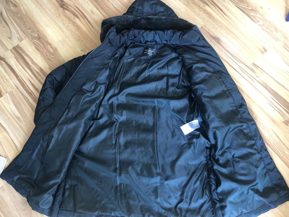 Damski plaszczyk Betty Barclay. 42/44. Stan bdb