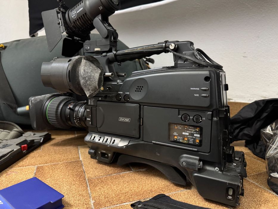 Câmera Sony DSR-400P