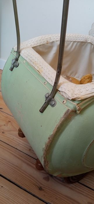 Przedwojenny kolekcjonerski duży wózek antyk dla lalek