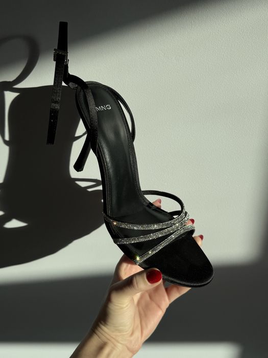 Босоніжки Mango