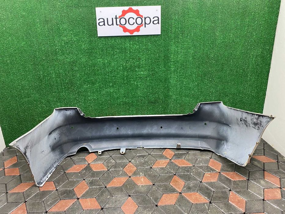 Бампер задній Mitsubishi Grandis Мітсубісі Грандіс