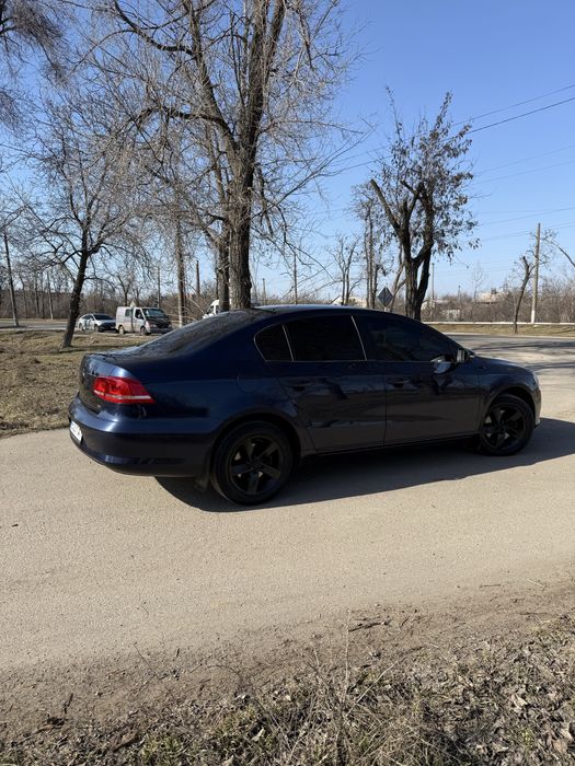 Volkswagen Passat Офіційний