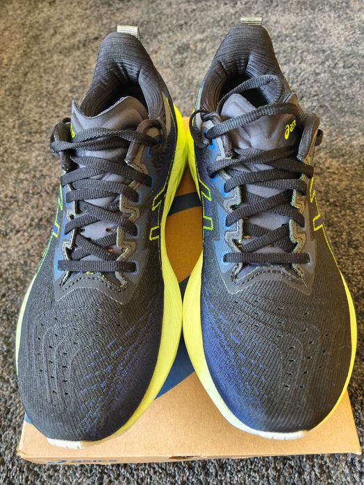 Ténis de Corrida Asics Novablast 4 – Estado Muito Bom - Tamanho 41,5