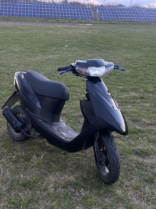 Скутер Suzuki lets 2 new