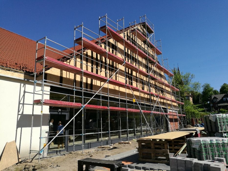 Wynajem rusztowań elewacyjnych fasadowych montaż rusztowania Elbląg