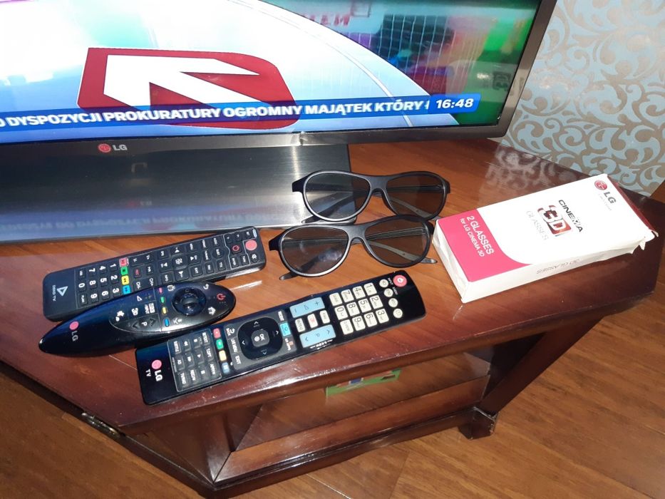 Telewizor LG 32'  32LB650V  + dekoder