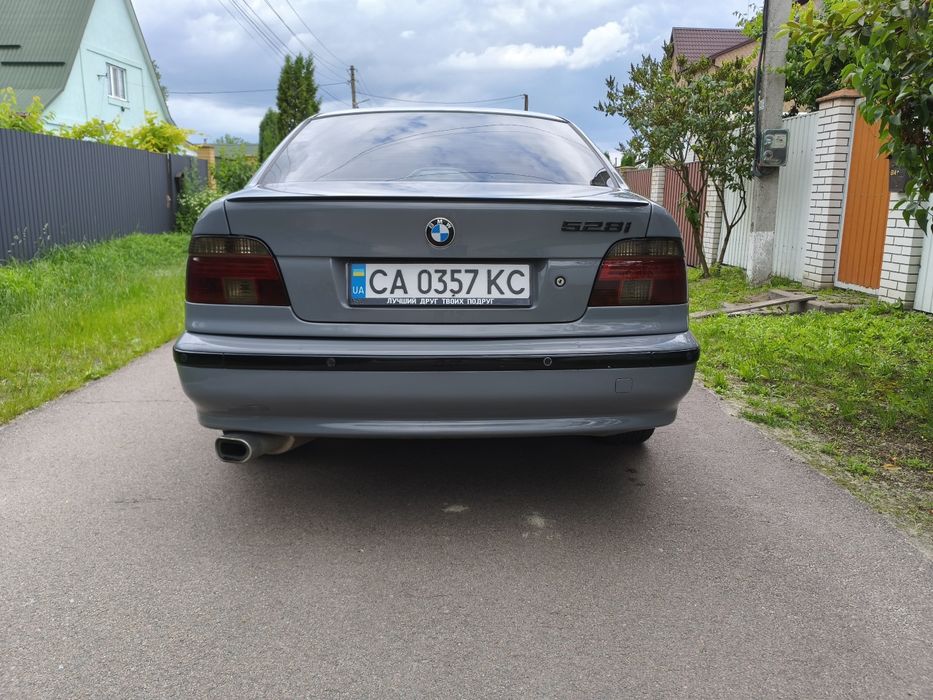 BMW e39 528i газ/бензин