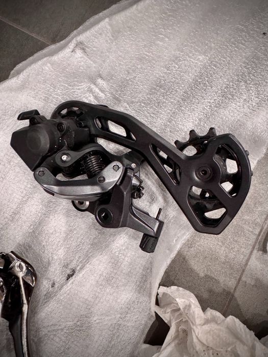 Grupo Shimano GRX 2x12 Novo