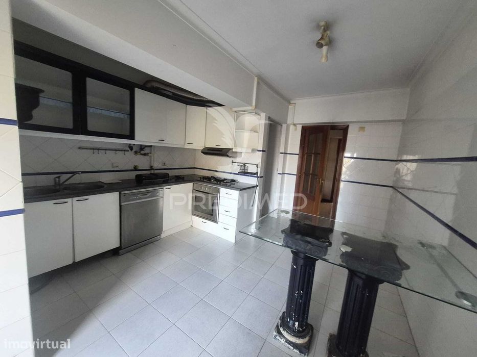 Apartamento T3 no Carregado — Carregado E Cadafais, Lisboa
