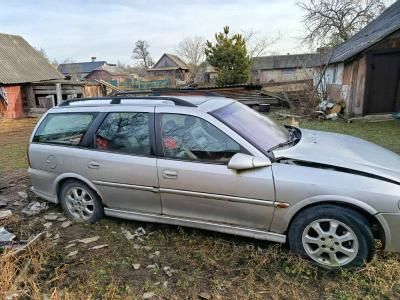 Розборка авто запчастин opel та mazda 323