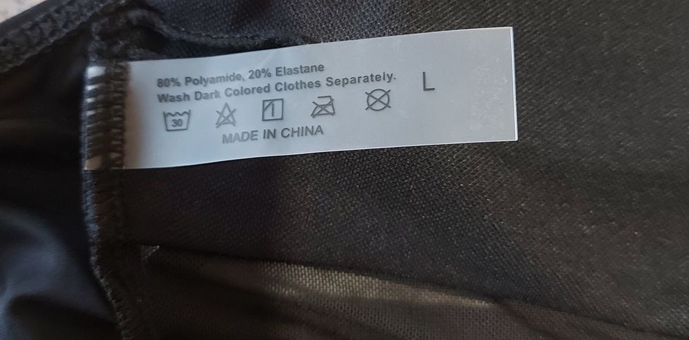 Fatos de banho  pretos L/XL