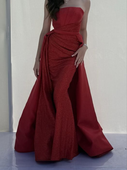 вечірня/випускна сукня