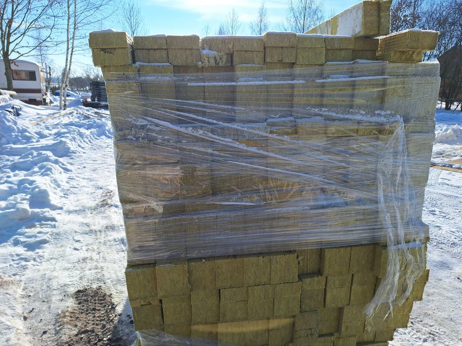 Wełna skalna-mineralna