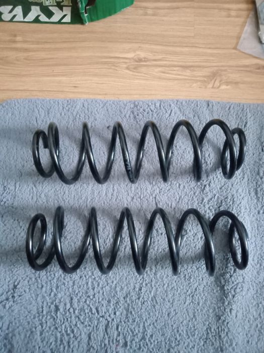 Пружина ходовой части на задний мост Polo