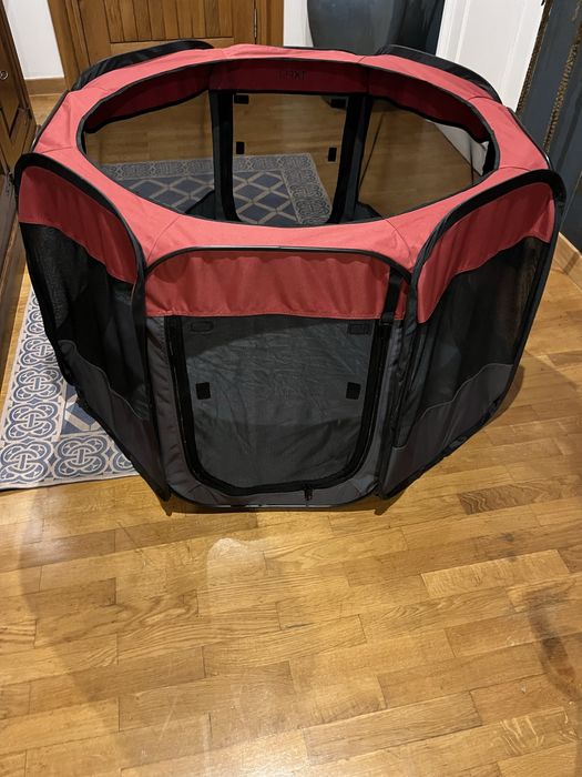 Parque dobrável para cão