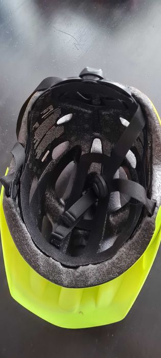 Kask rowerowy Bontrager Tyro-żółto pomarańczowy