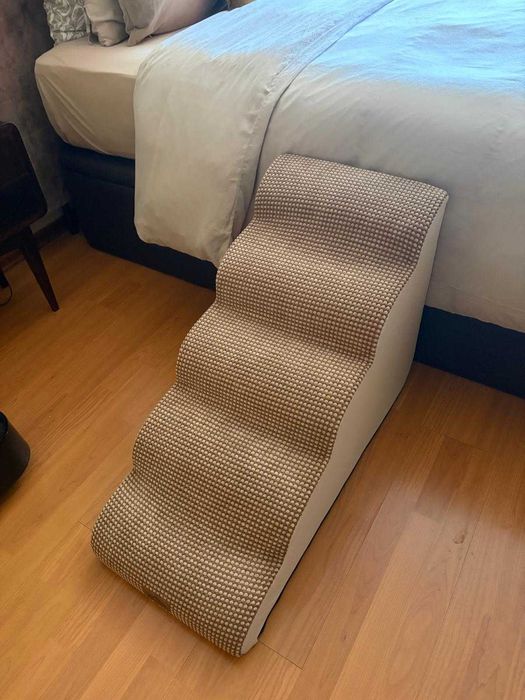 Escada para cães pequenos