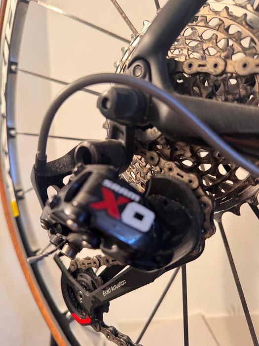 Bicicleta Specialized em carbono