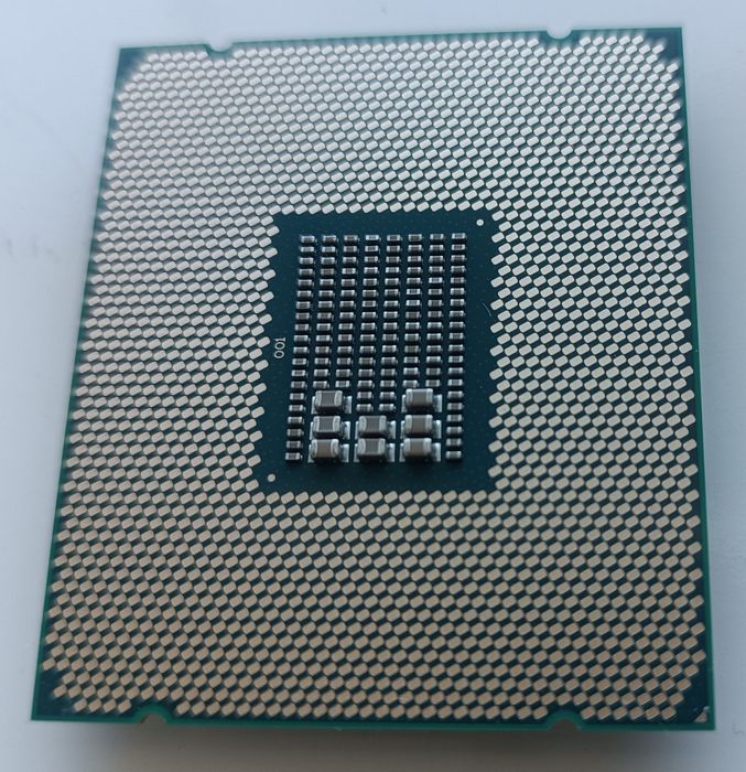 Процесор Intel Xeon E-2650 v4 Socket 2011