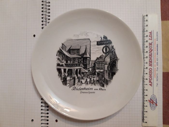 Prato decorativo Alemão Porcelana Kaiser