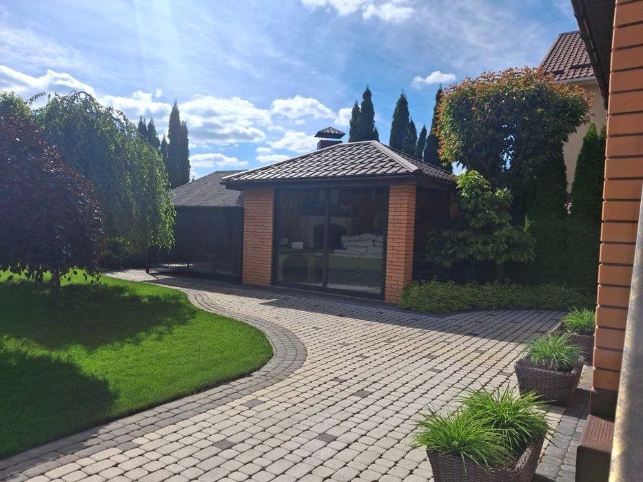 Продам 2-поверховий будинок на пров. Архітектурному 6830