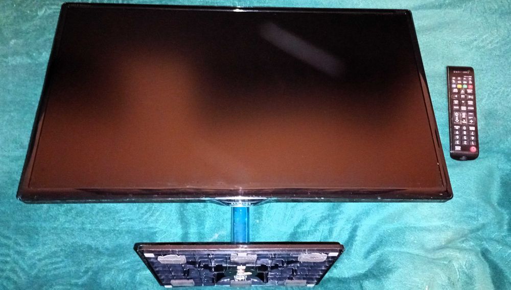 monitor Samsung T27D390EW 27" czytaj opis