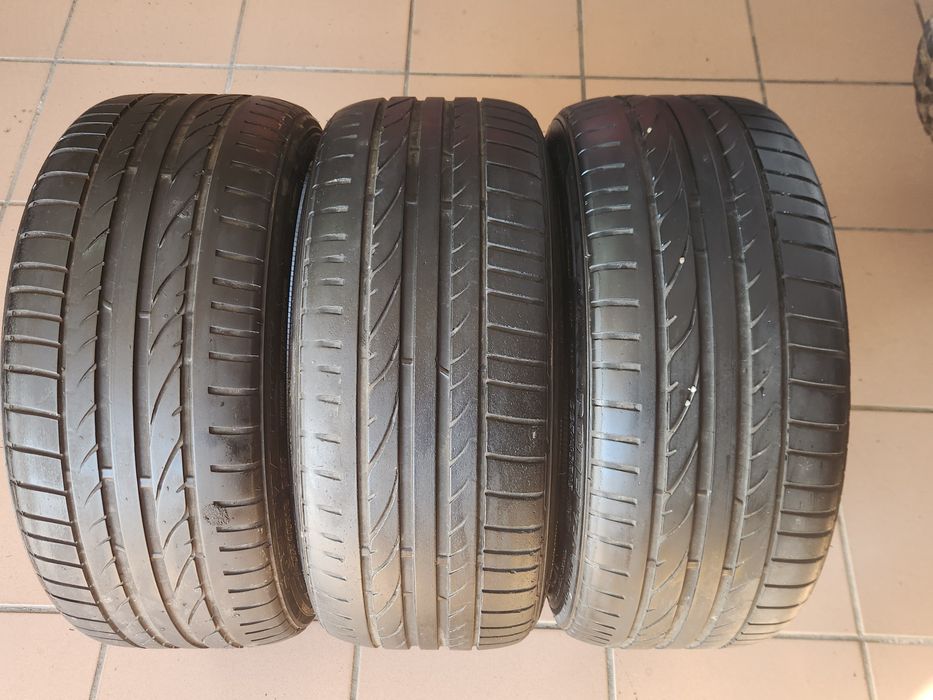 Pneus Bridstone Porenza 225/40/R18 usados