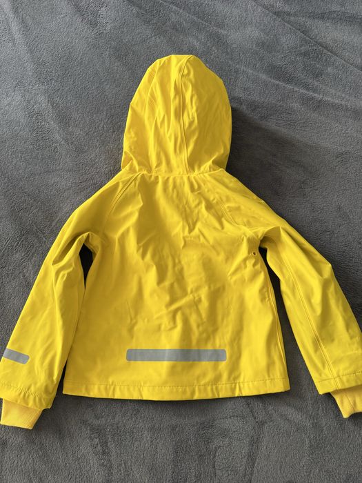 Дождевики и ветровки в идеальном состоянии