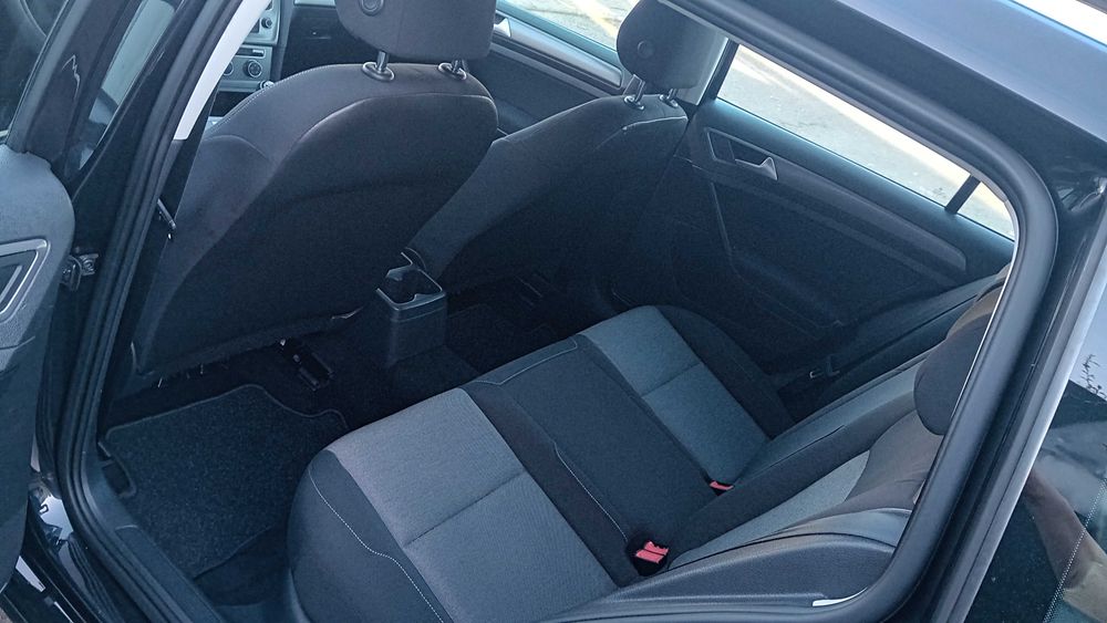 VW Golf 7 Variant 1.2 TSI Bluemotion
