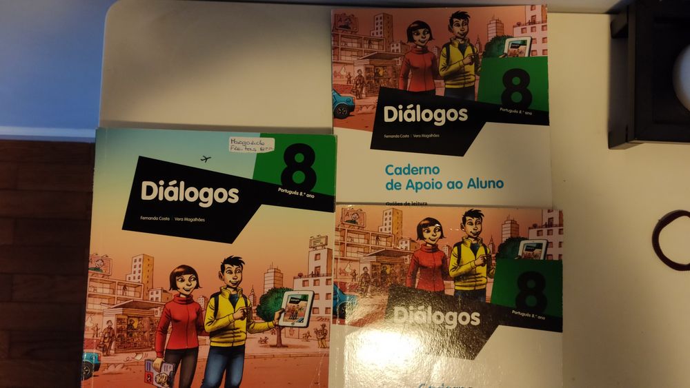 Livros escolares 8º ano
