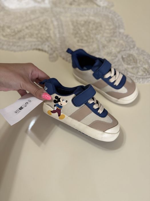 Кеди H&M 24 розмір. Білі кросівки H&M 24р.