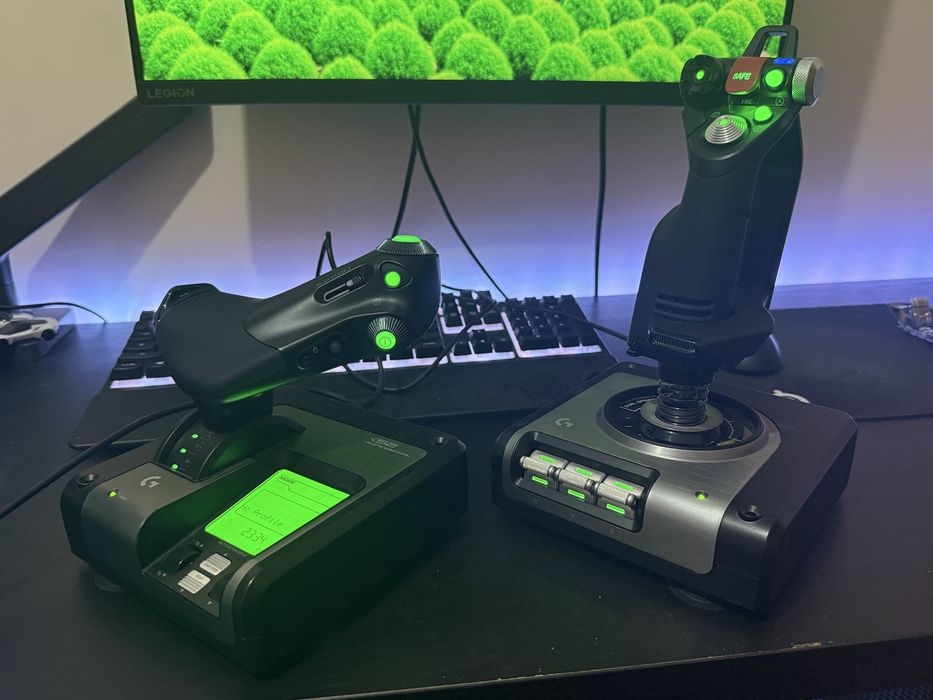 Logitech g saitek x52 pro flight control system (PC)