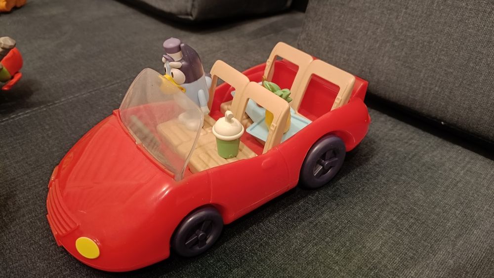 Bluey autko figurka zabawka