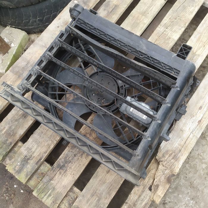 Вентилятор радіатора BMW E46