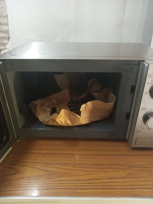 Продам  мікроволновку