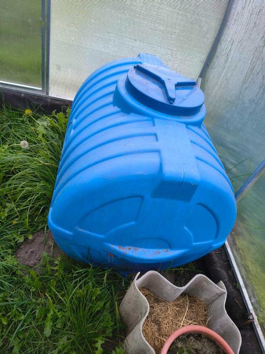 Теплиця з полікарбонату з поливом,нова